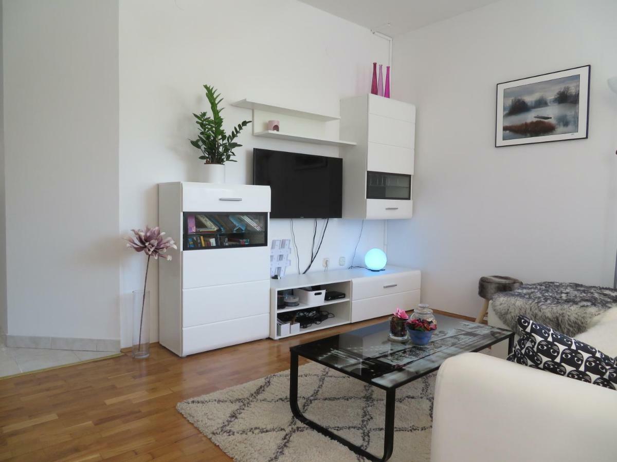 Apartman Eli Rovinj Exterior photo